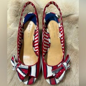 Gianni  Bini cute peep toe sling backs.